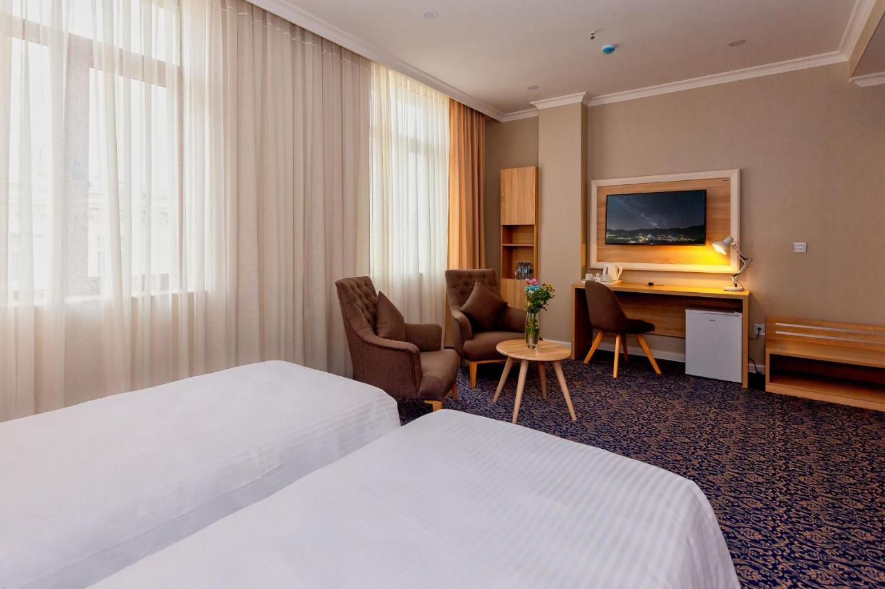 Golden City Hotel Баку Екстериор снимка