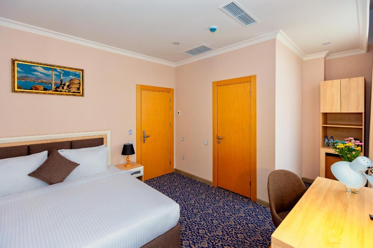 Golden City Hotel Баку Екстериор снимка