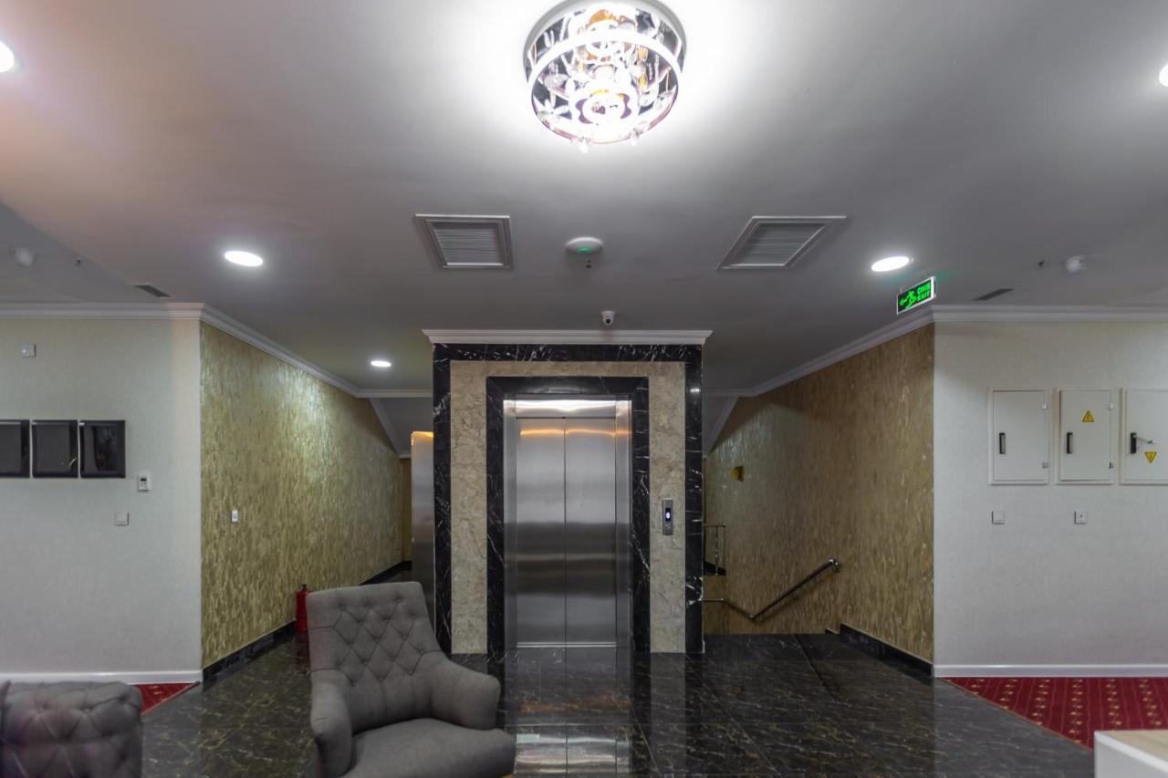 Golden City Hotel Баку Екстериор снимка